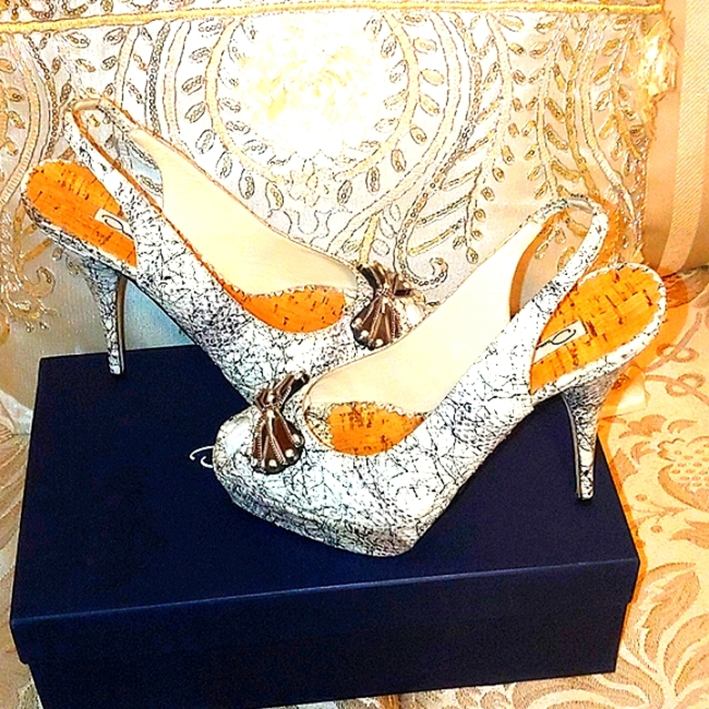 OSCAR DE LA RENTA SNAKESKIN SLING BACK HEELS 36 / 6  ITALY